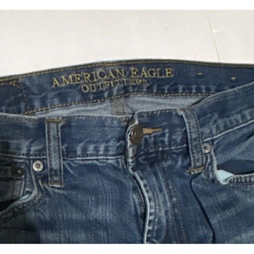 American Eagle Men's 30 x 34 Blue Denim Jeans Slim Fit Straight Leg Stretch